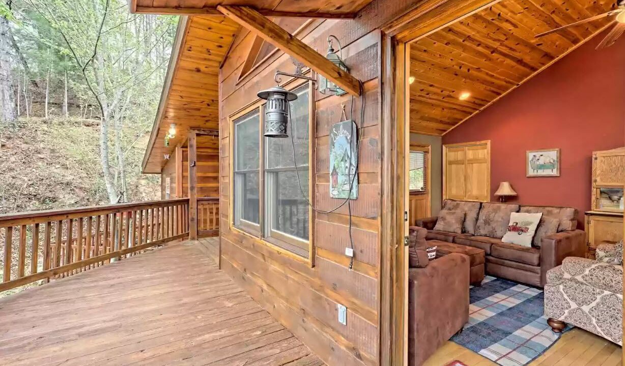 Photo of Outdoor in Tarheel