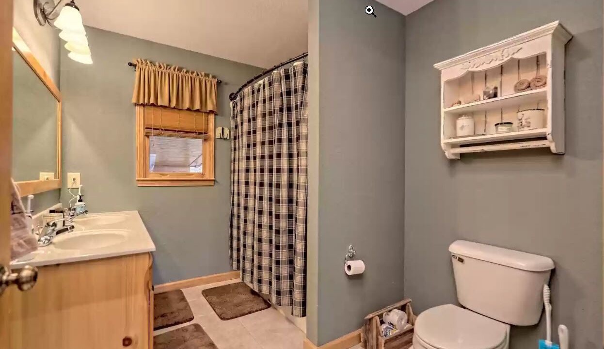Photo of Bathroom in Tarheel