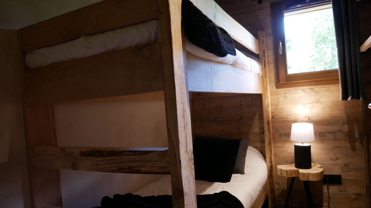 Photo of Bedroom in Demi-Quartier