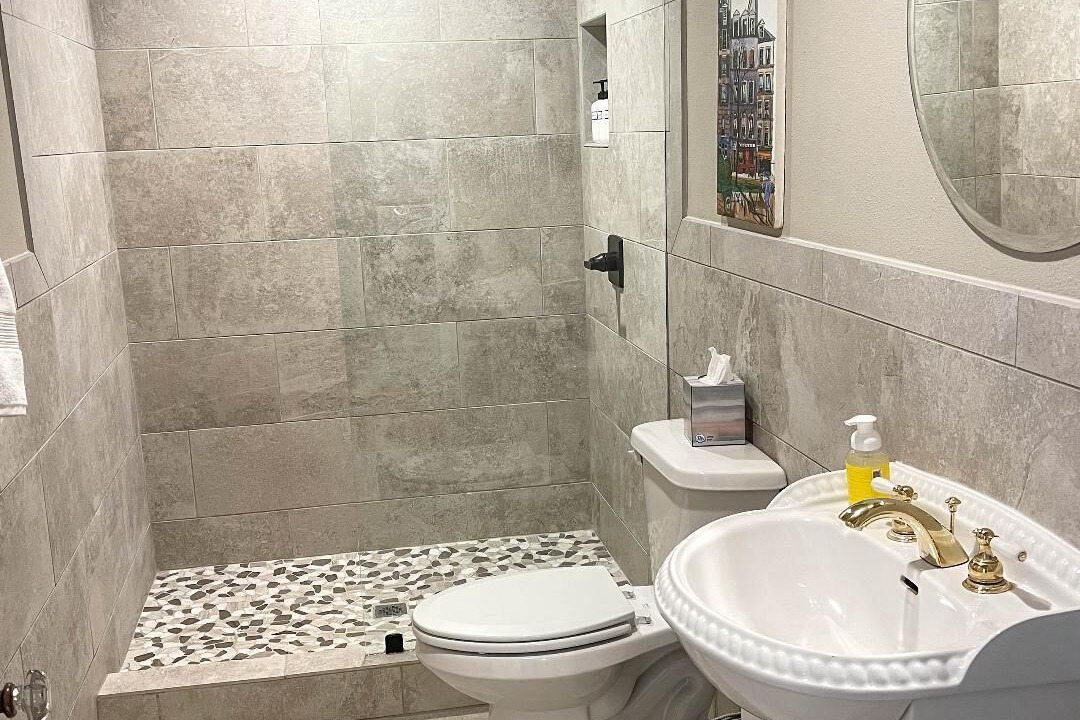 Photo of Bathroom in Glen Rose