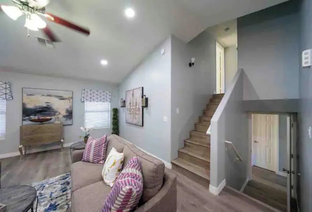 Photo of Livingroom in Pecos West