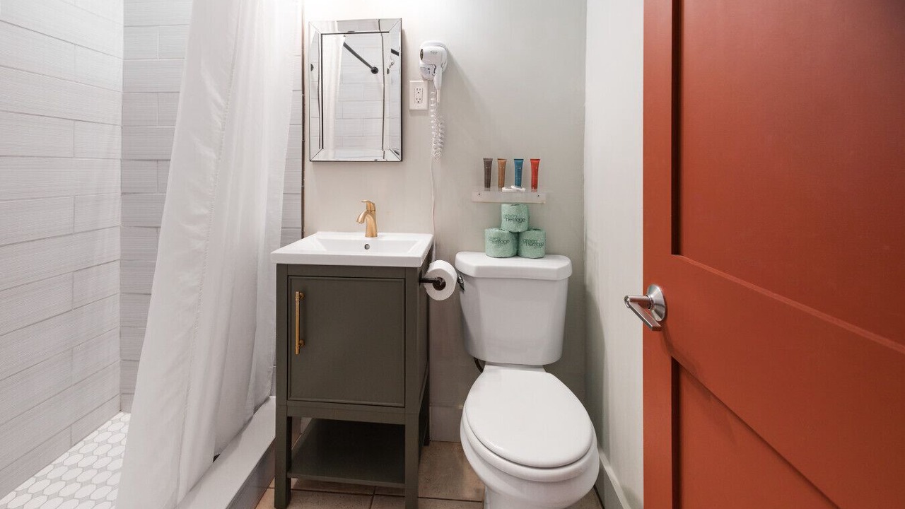 Photo of Bathroom in Bay Esplanade