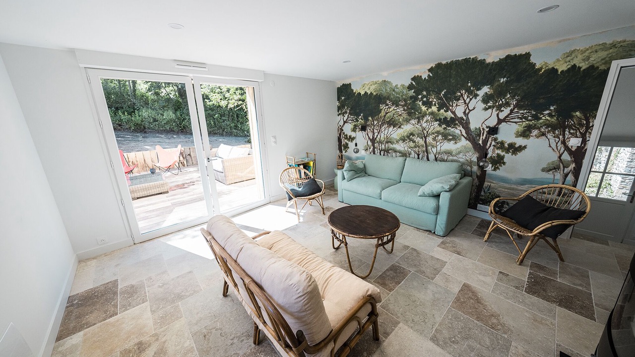 Photo of Livingroom in Saint-Coulomb