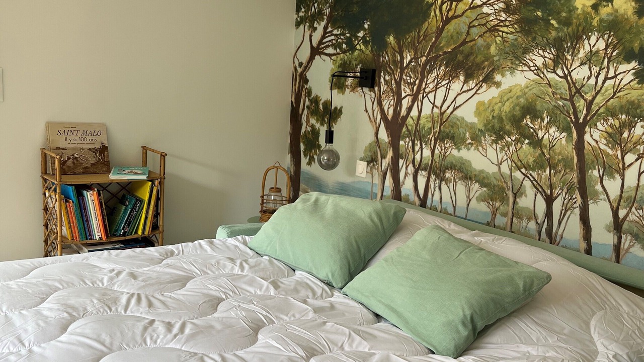 Photo of Bedroom in Saint-Coulomb
