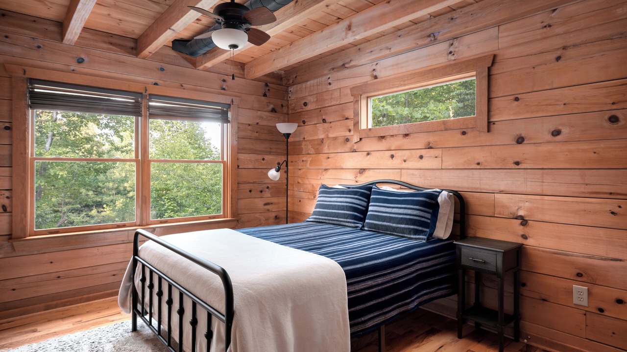 Photo of Bedroom in Dyke