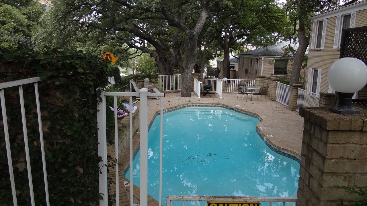Photo of Outdoor in Hancock