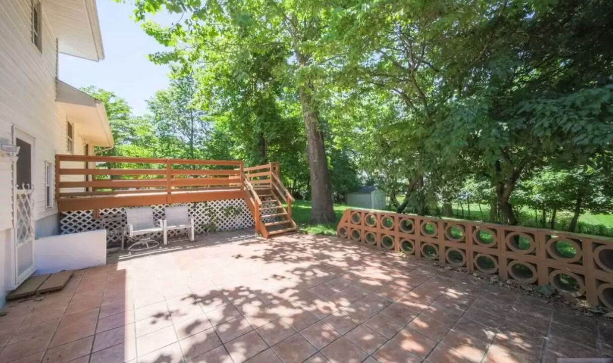 Photo of Patio Balcony in Cresskill