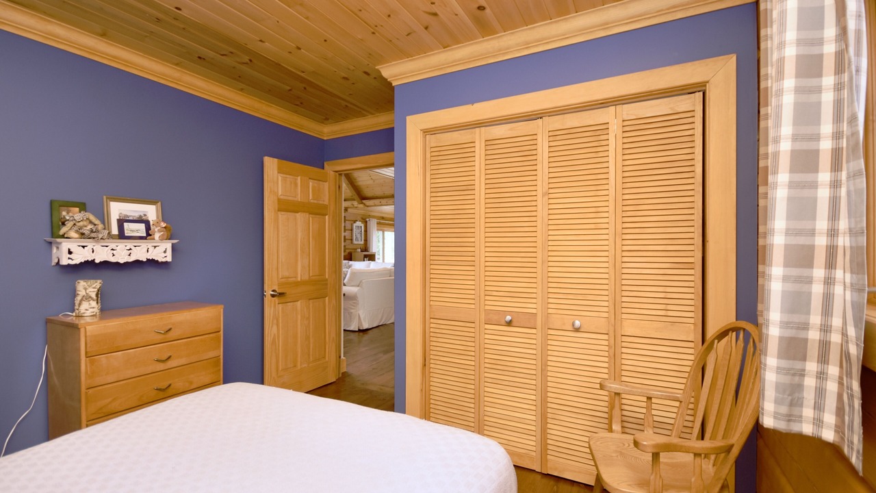 Photo of Bedroom in Utterson