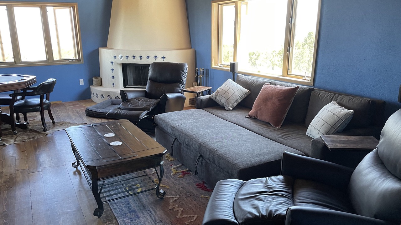 Photo of Bedroom in Ranchos De Taos
