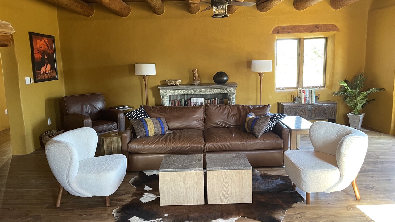 Photo of Bedroom in Ranchos De Taos