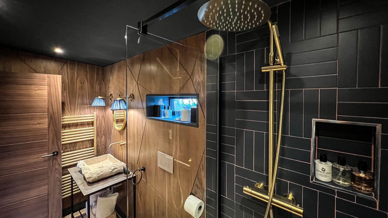 Photo of Bathroom in Newton by the Sea