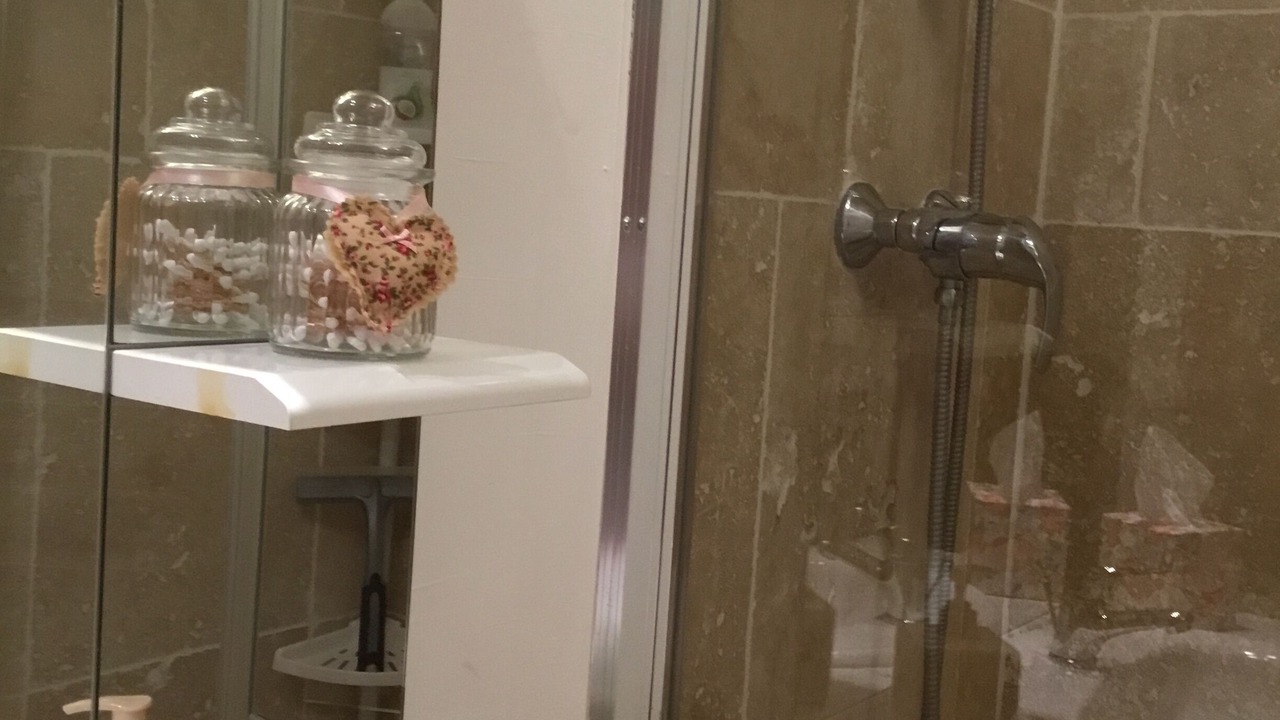 Photo of Bathroom in Orange