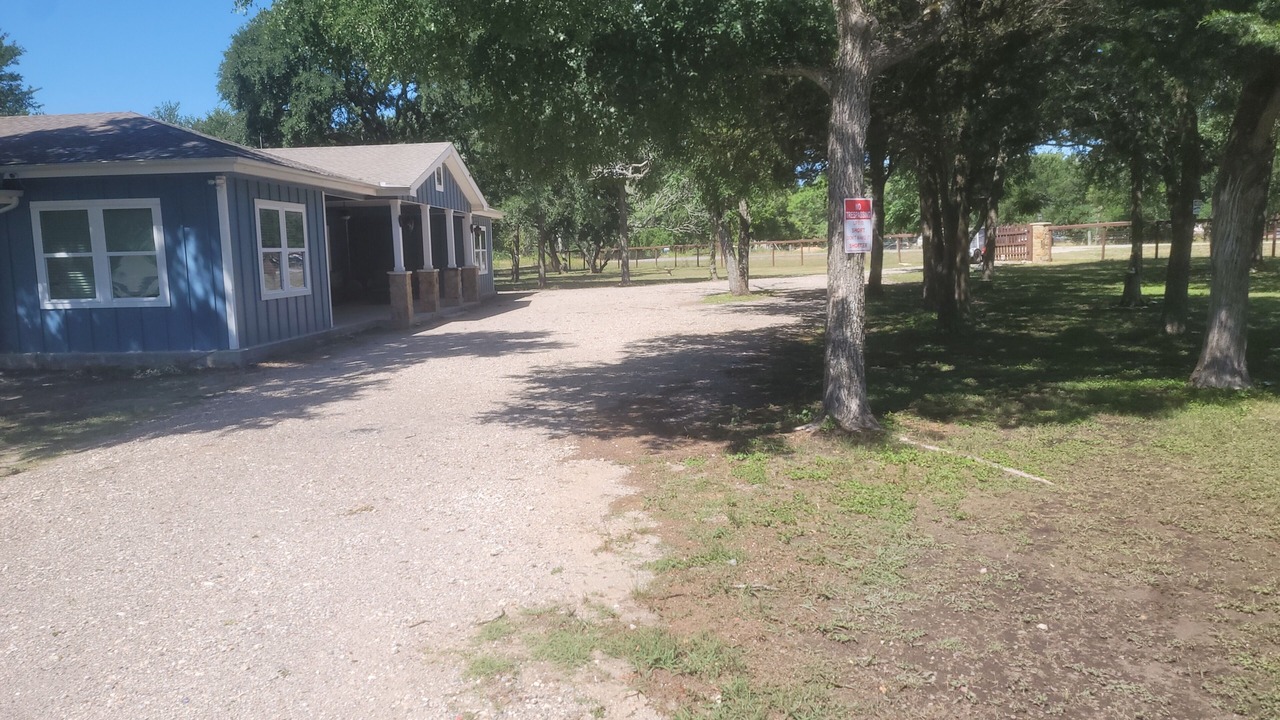 Photo of Outdoor in Elgin