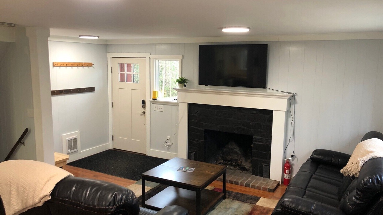 Photo of Livingroom in West Dover