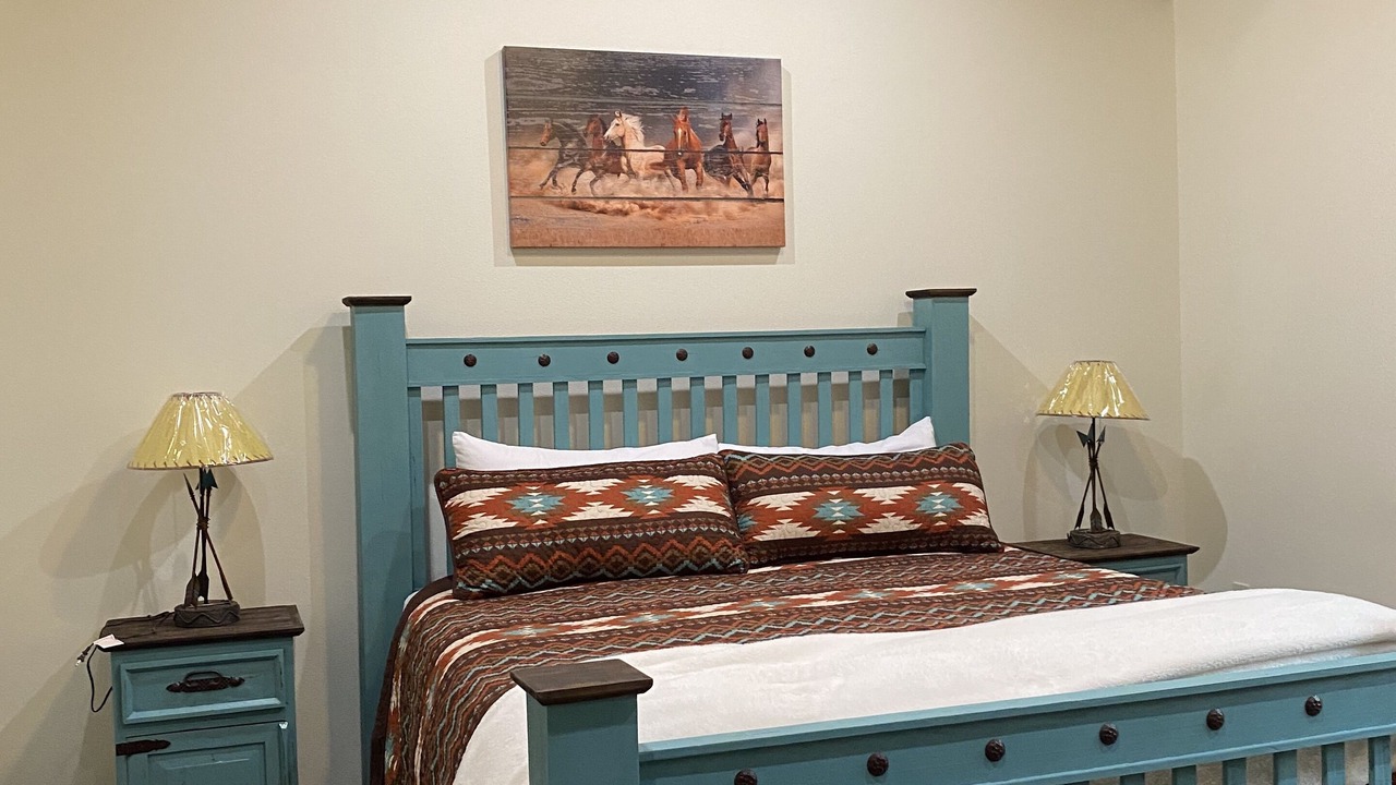 Photo of Bedroom in Uvalde