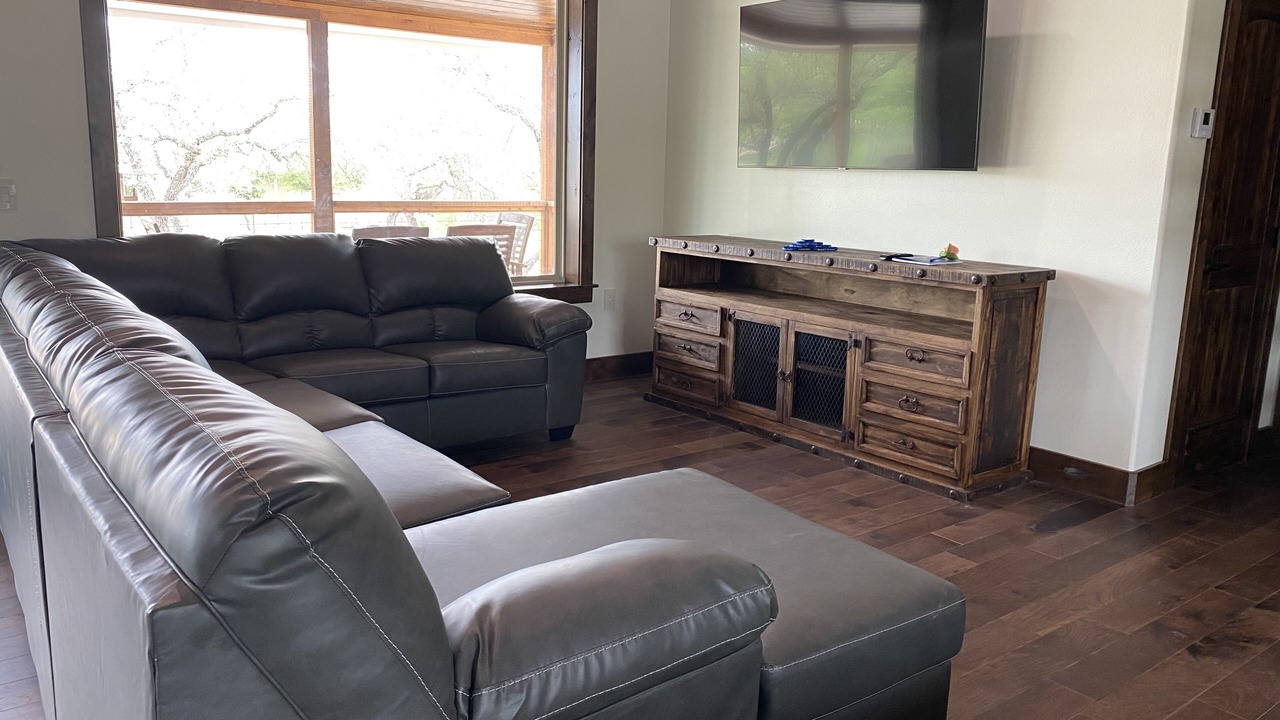 Photo of Livingroom in Uvalde