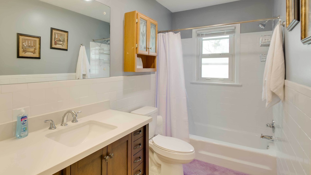 Photo of Bathroom in Cross Keys