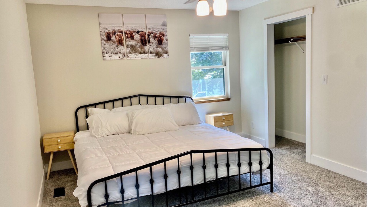 Photo of Bedroom in Kellogg
