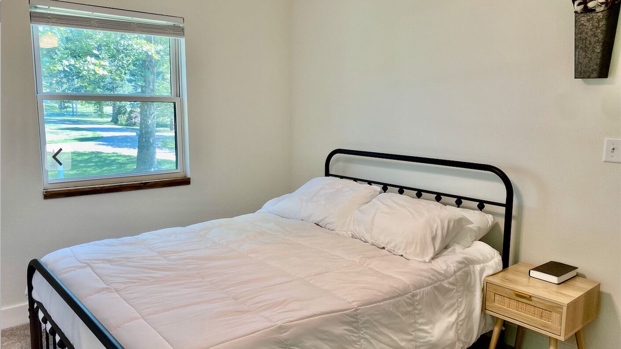 Photo of Bedroom in Kellogg