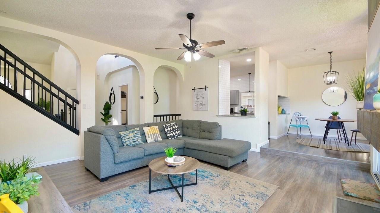 Photo of Livingroom in Braun's Farm