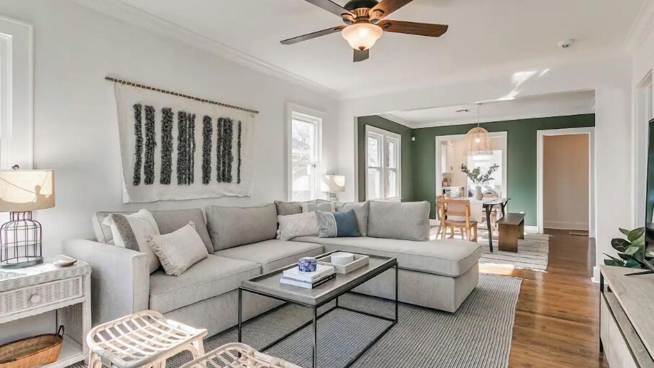 Photo of Livingroom in Miller