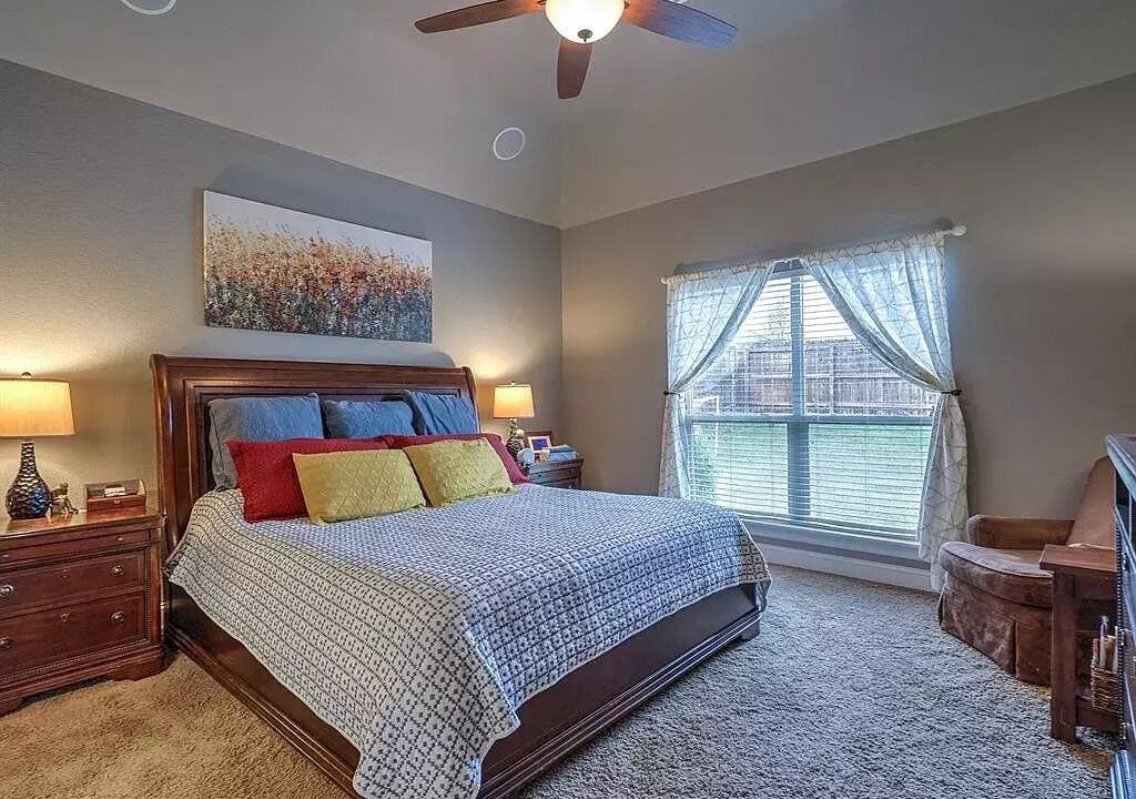 Photo of Bedroom in Glenpool