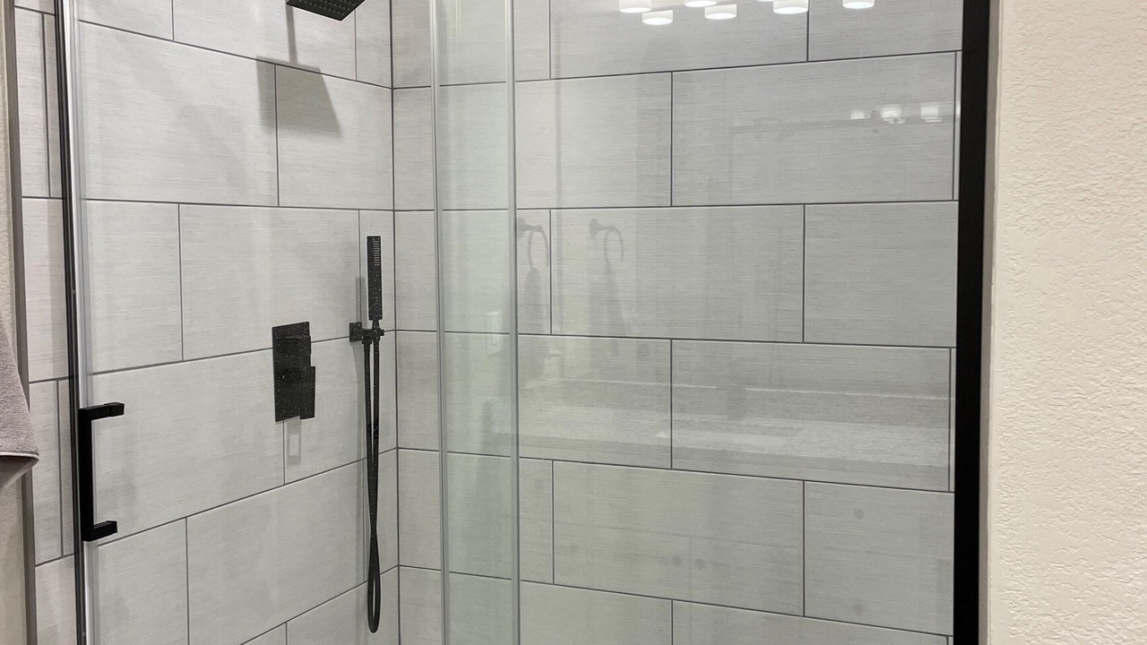 Photo of Bathroom in Glenpool
