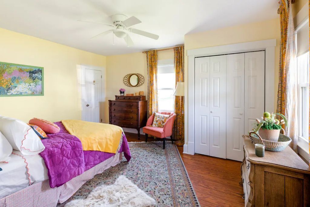 Photo of Bedroom in Cobham