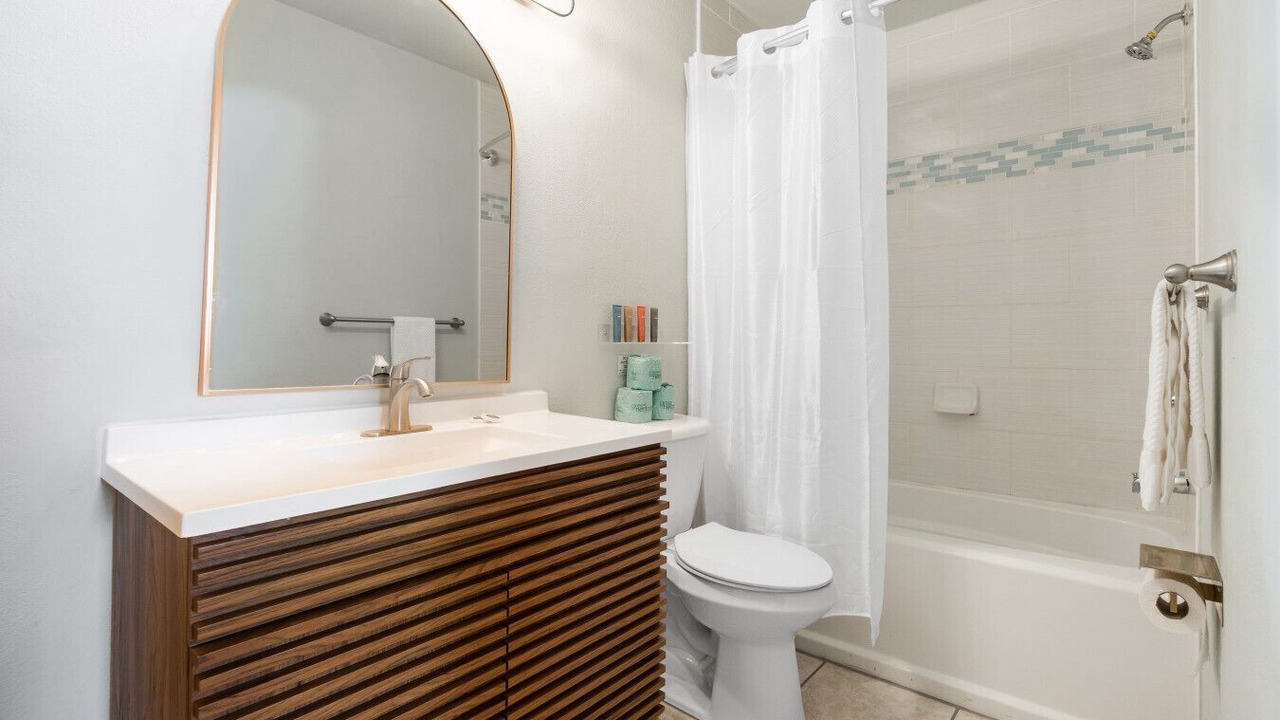 Photo of Bathroom in Bay Esplanade