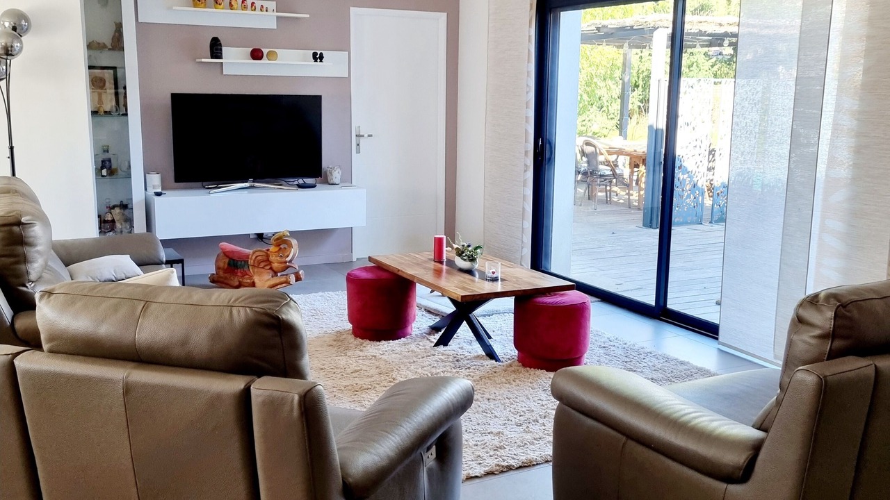 Photo of Livingroom in Saint-Medard-d'Eyrans