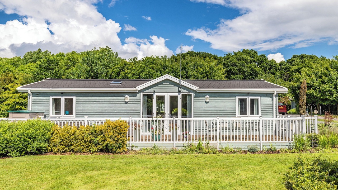 Photo of Outdoor in Willington