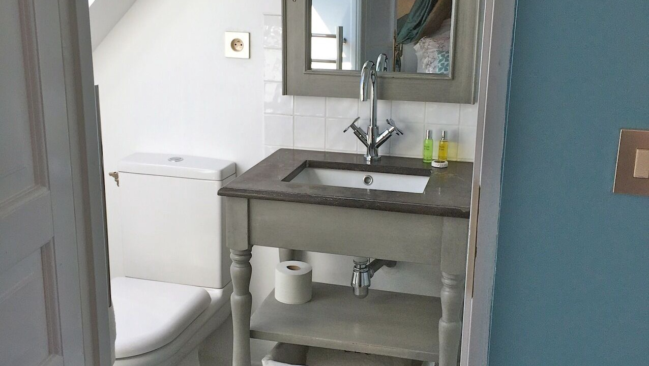 Photo of Bathroom in Elincourt-Sainte-Marguerite