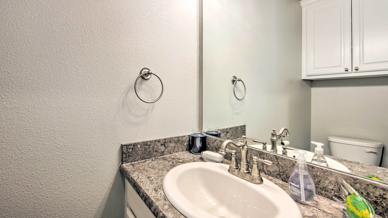 Photo of Bathroom in Carolyn Estates