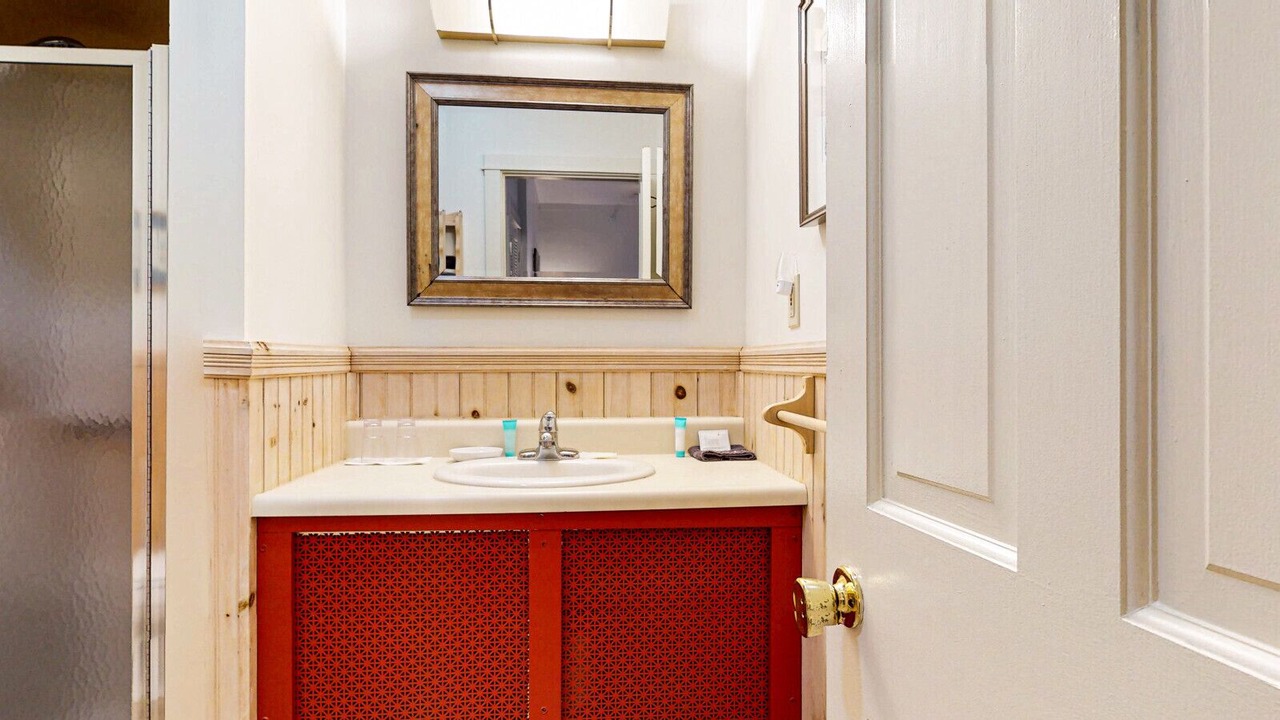 Photo of Bathroom in Stonington