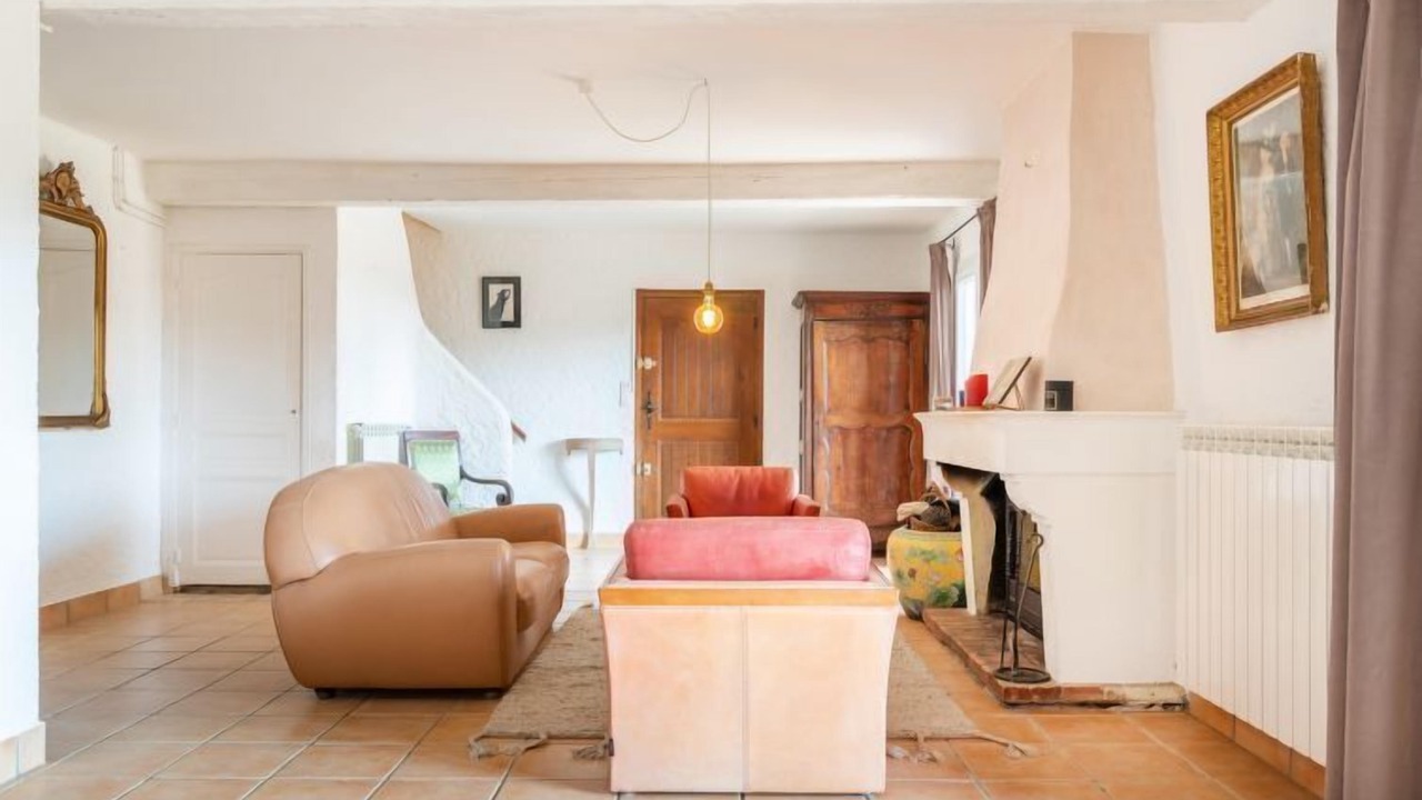 Photo of Livingroom in Tourtour