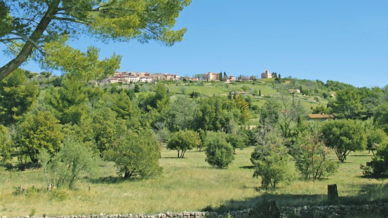 Photo of Others in Tourtour