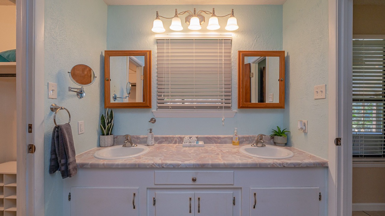 Photo of Bathroom in Aransas Pass