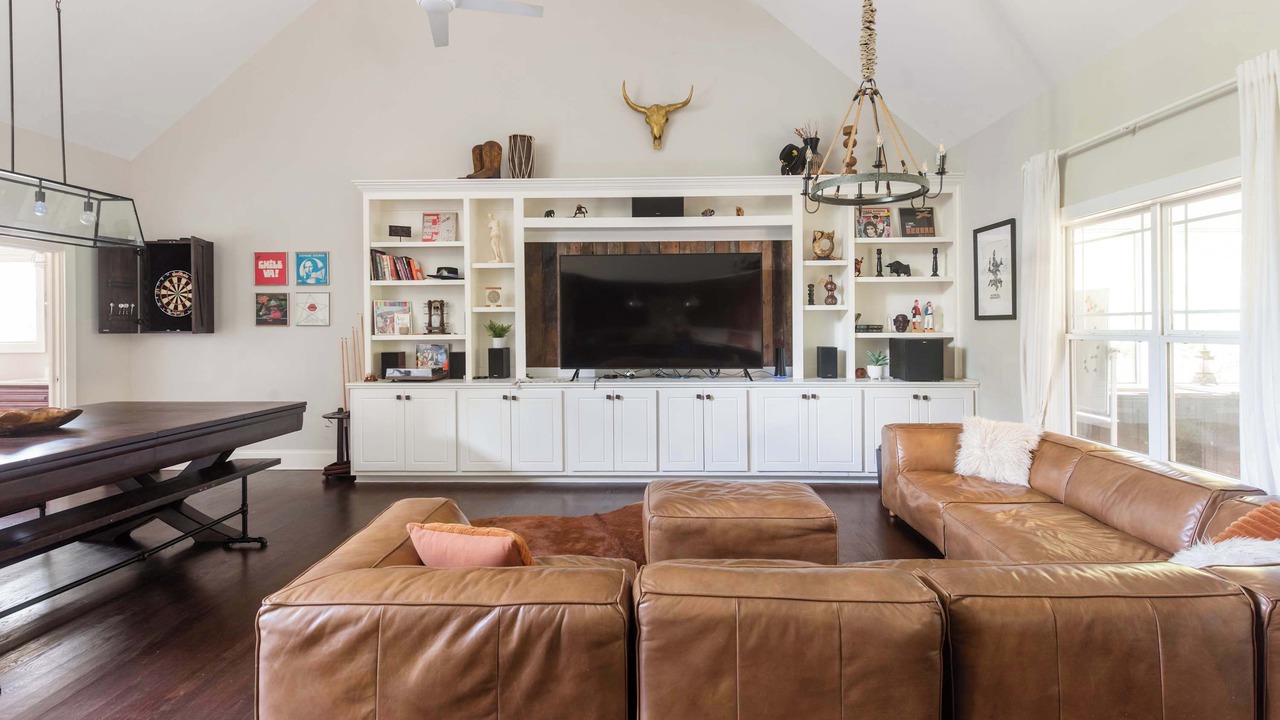 Photo of Livingroom in Edgewood