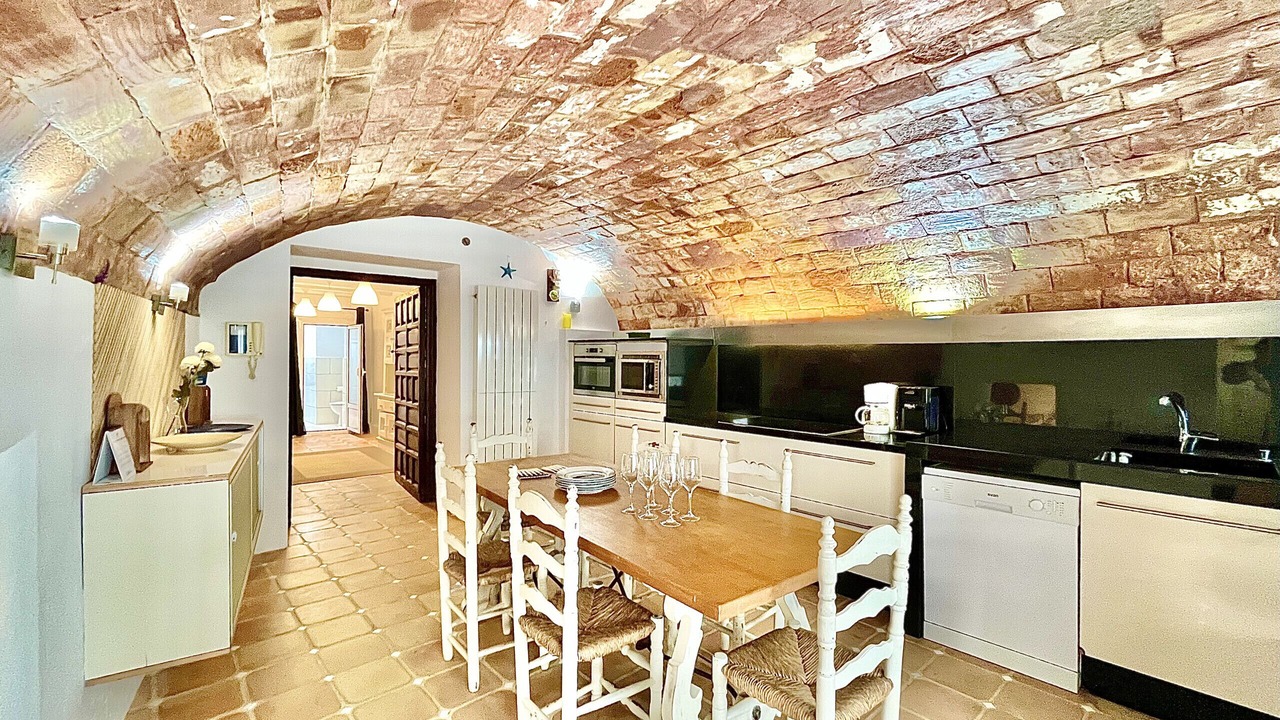 Photo of Kitchen in Roses Town Center