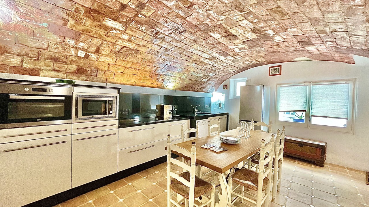 Photo of Kitchen in Roses Town Center