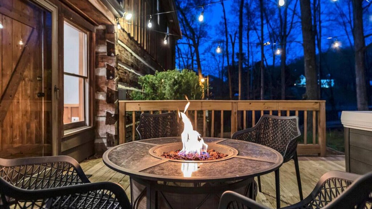Photo of Outdoor in Hendersonville