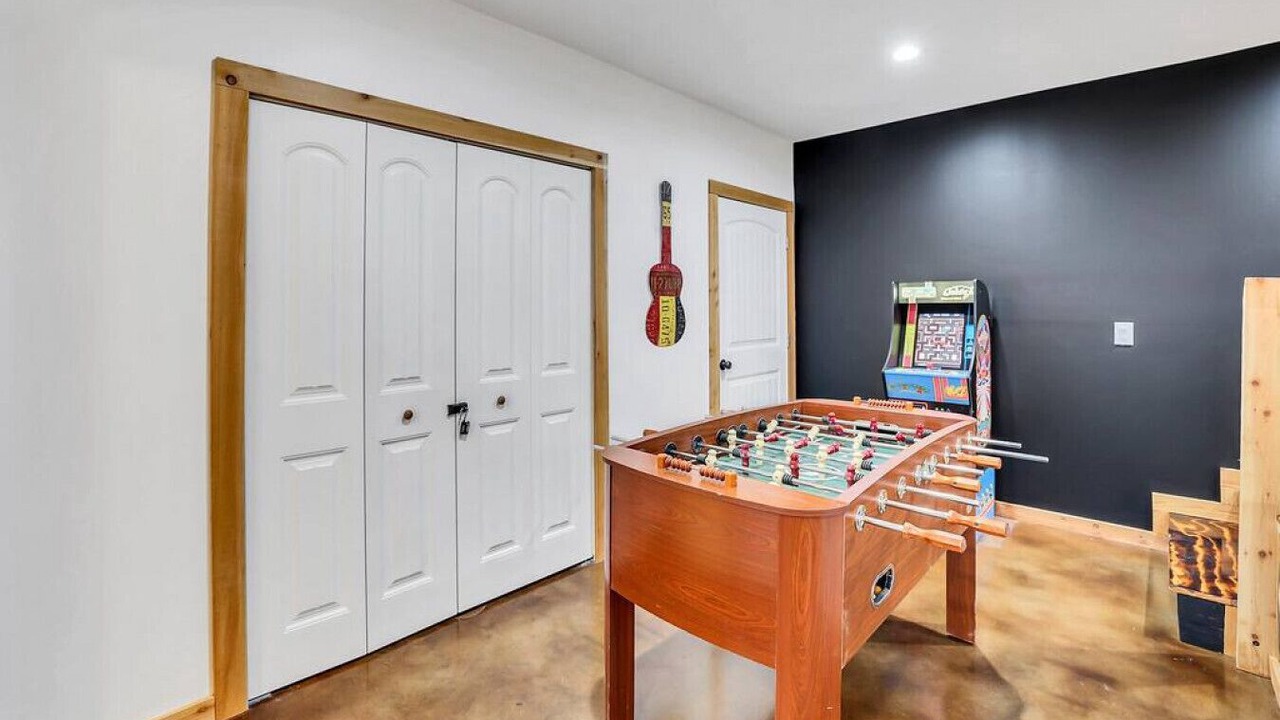 Photo of Bedroom in Hendersonville