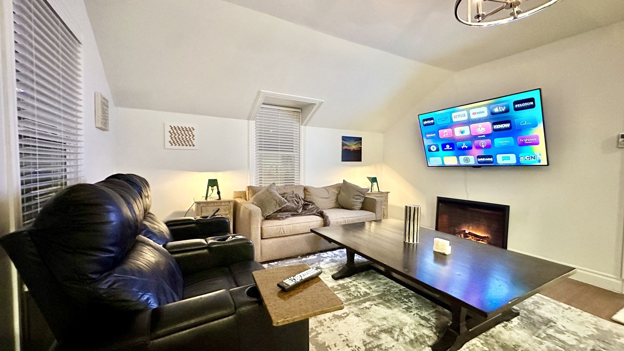 Photo of Bedroom in Washington Ave./ Memorial Park
