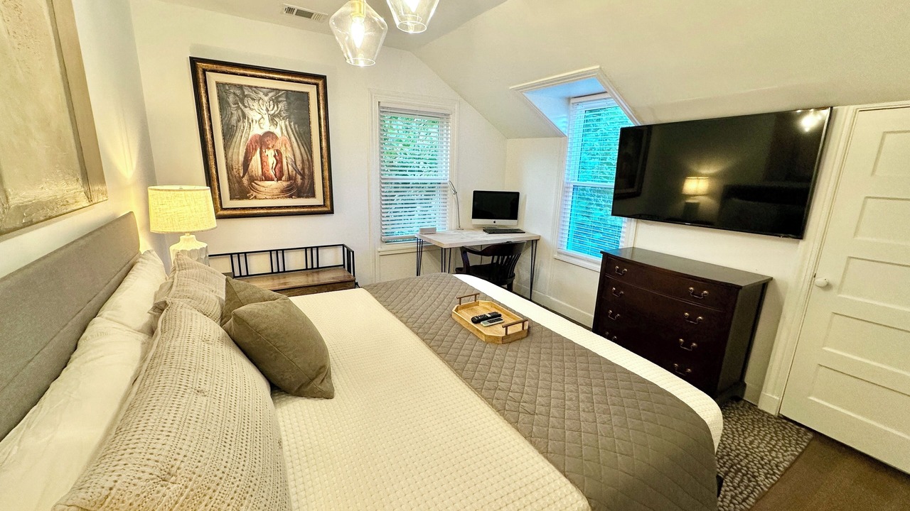 Photo of Bedroom in Washington Ave./ Memorial Park