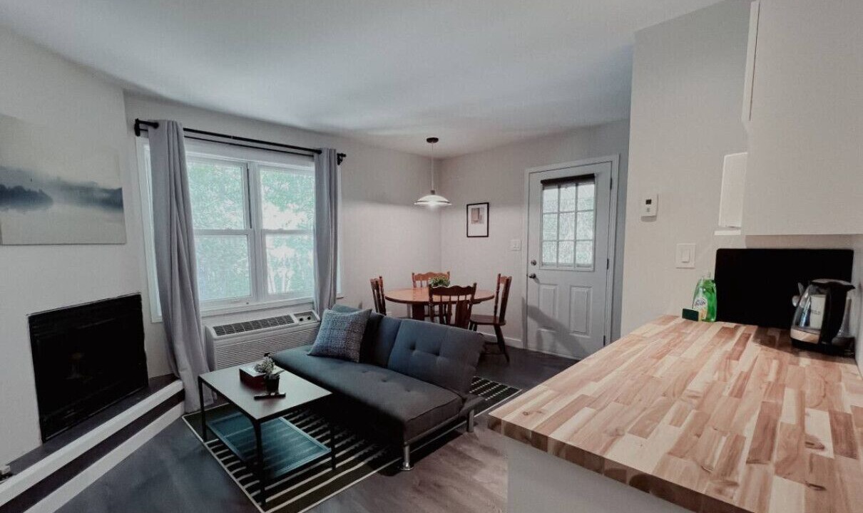Photo of Livingroom in Dwight