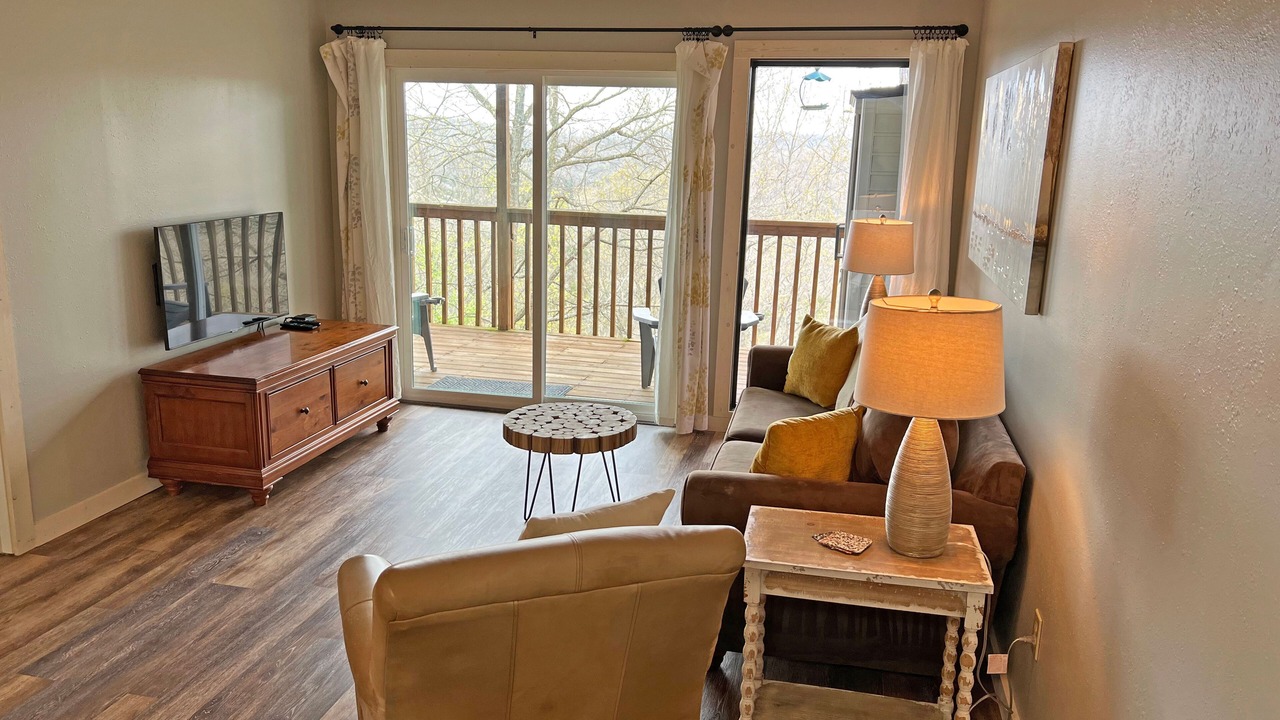 Photo of Livingroom in Branson West