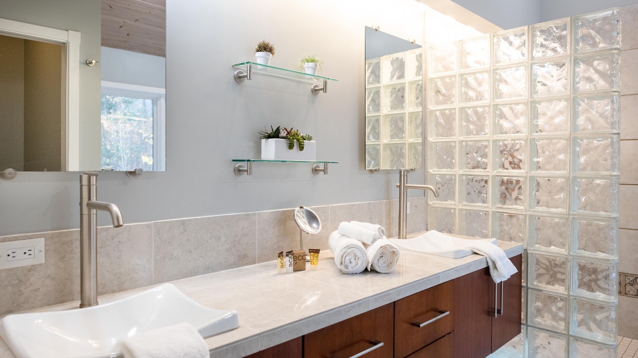 Photo of Bathroom in West Olive