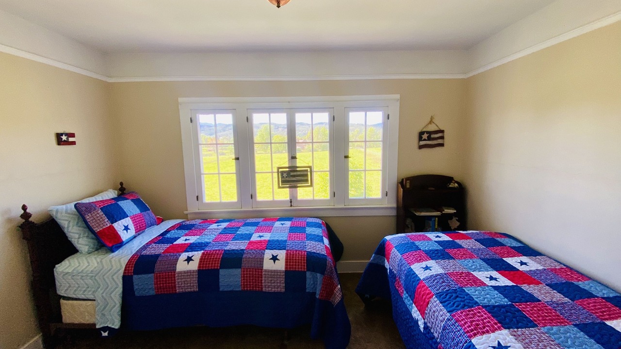 Photo of Bedroom in Jacksonville