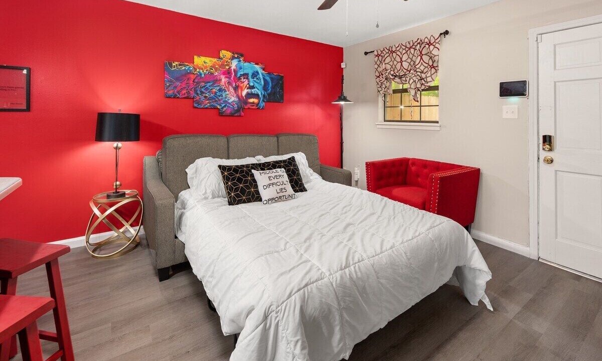 Photo of Bedroom in Pineville