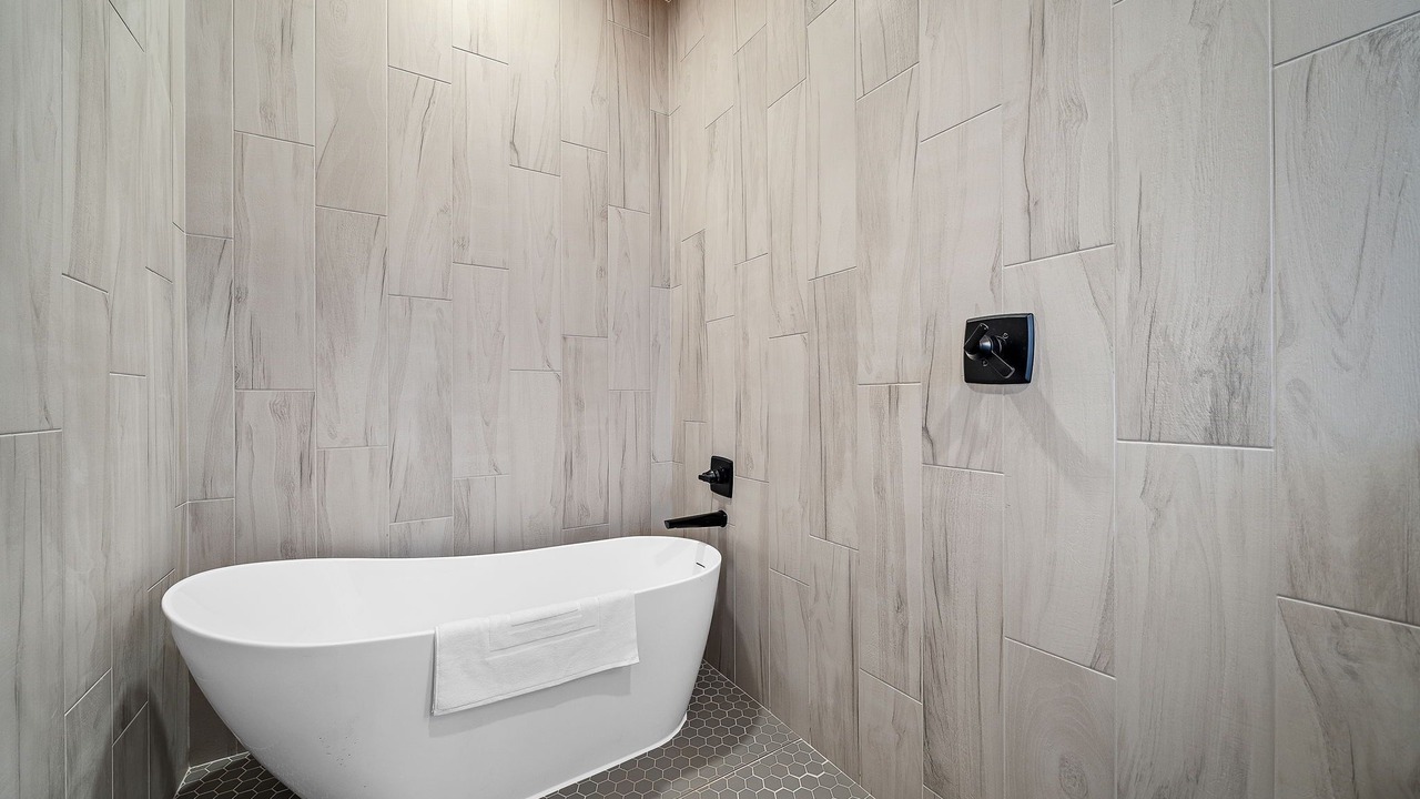 Photo of Bathroom in Treloar